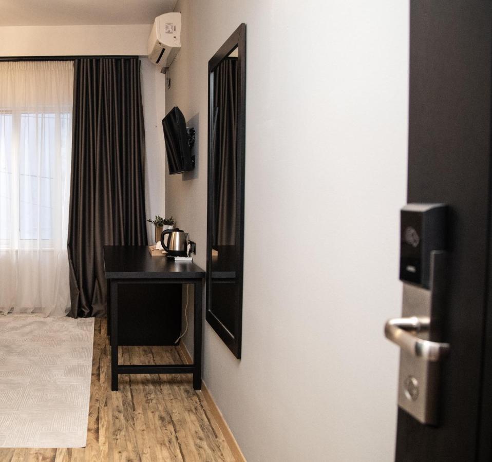 Triss Hotel Tiran Dış mekan fotoğraf